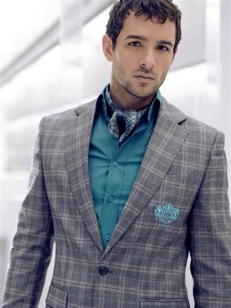 oh an Ascot. | Grey suit men, Dapper outfit, Mens outfits