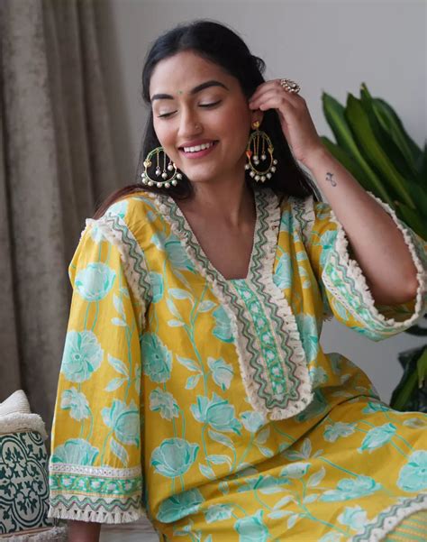 Lace Detail Cotton Kurta Set | Kasha Hai Boutique – KASHA HAI