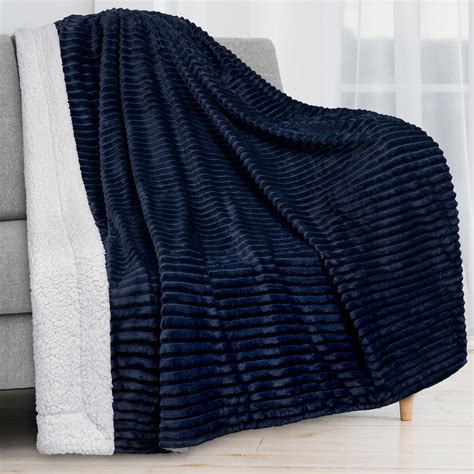 PAVILIA Reversible Sherpa Fleece Throw Blanket Navy Blue, Plush Flannel ...
