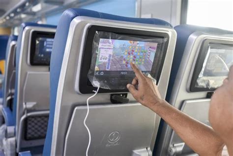 Know everything about Mumbai-Goa Tejas Express | Konkankatta.in