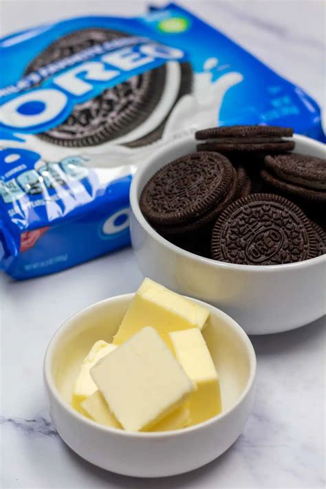 Easy Oreo Cookie Crust: Perfect For Pie, Cheesecake, & More