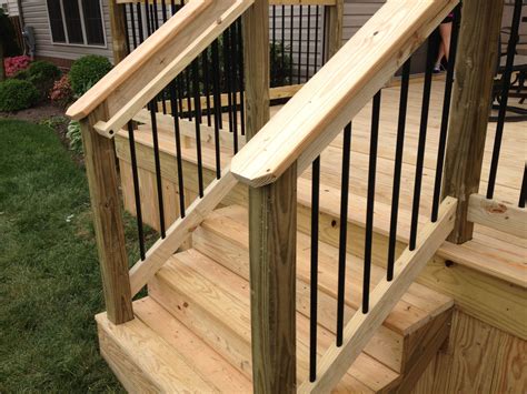 Best 12 Building & Installing Deck Stair Railings | Decks.com – Artofit
