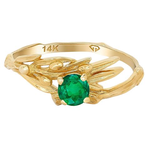 14 K Gold Mens Ring with Emerald For Sale at 1stDibs