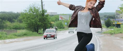 Download wallpaper road, look, machine, smile, hitchhiking, vote ...