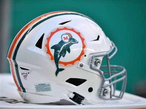 Dolphins Old Logo