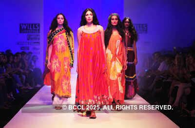 Models walk the ramp for designer Anupama Dayal at Wills Lifestyle ...