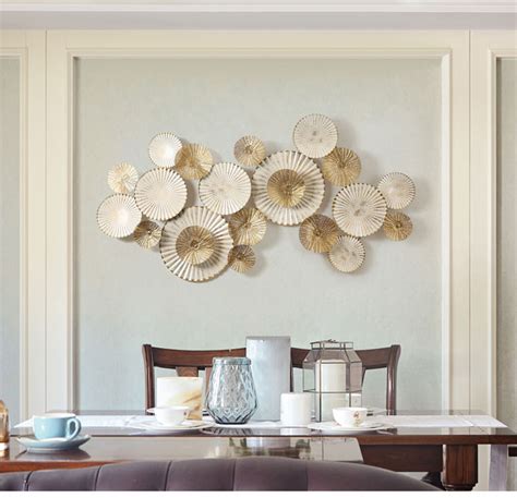 欧式轻奢金属墙面装饰餐厅客厅太阳圆形镜子背景墙美式壁挂装饰品-美间设计