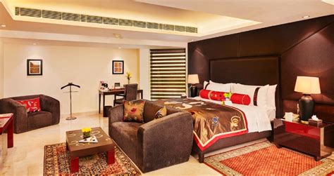 Experience Legacy and Luxury with The LaLiT New Delhi | Suite in Delhi