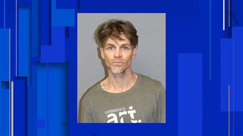 Inmate escapes New River Valley Regional Jail - YouTube