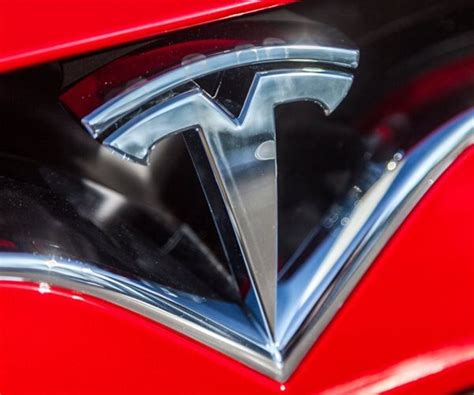 Tesla Extends Rally as Musk-Trump Alliance Fuels Gains | Newsmax.com