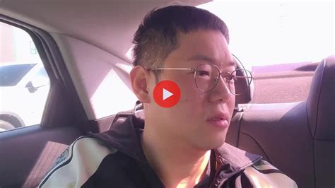 카라미 요상한 선글라스에 표정 썩어 버리는 감스트.swf - 숲(SOOP) - 에펨코리아