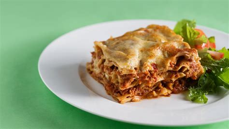 Lasagne   katso mehevän ja maukkaan lasagnen ohje  