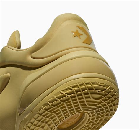 首款 Converse 簽名球鞋正式亮相！專訪雷霆新星 Shai Gilgeous-Alexander ：「這款鞋名為 Shai 001，所以 ...