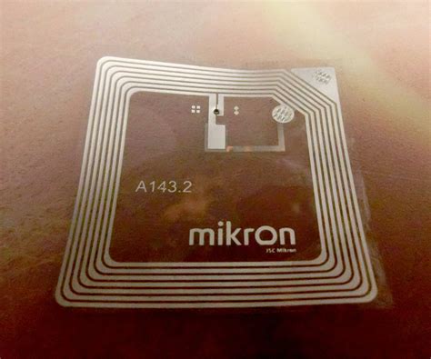 Delayering paper-clad contactless smart cards — whitequark's lab notebook