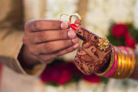 Every Indian Should Be Married by This Age! Here’s What History and Law Say