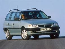 tankklappe opel astra f caravan opel astra caravan specs photos 1994 1995 1996 1997 tankklappe opel astra f caravan opel astra caravan specs photos 1994 1995 1996 1997