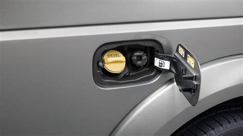 Diesel Exhaust Fluid/AdBlue® | Land Rover | Land Rover Ireland