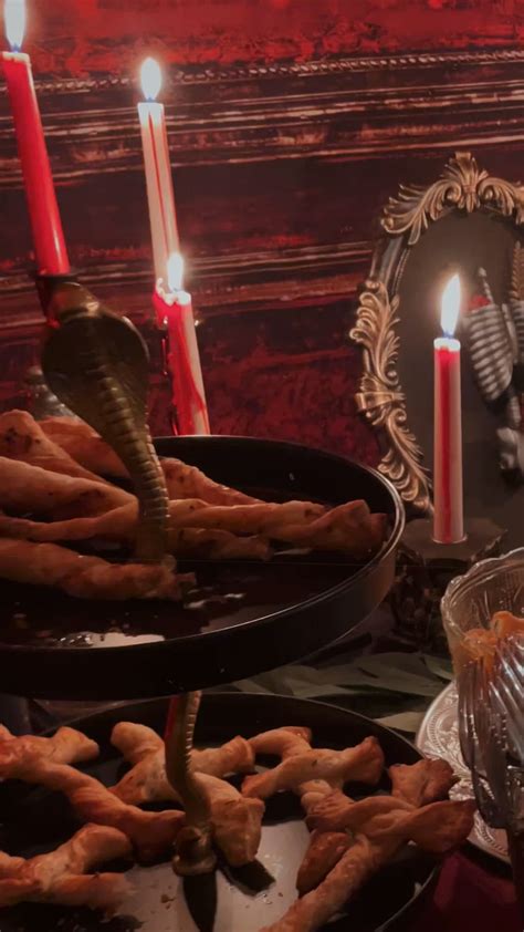 Halloween Interior Decorations | Halloween dining room, Vampire ...