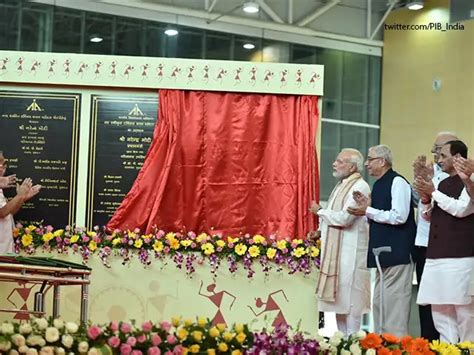 Inaugration - Modi inaugrates India's second green airport at Vadodara ...