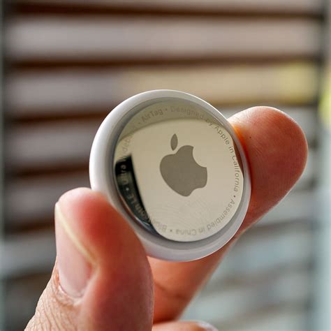 The Truth Behind Apple AirTag Battery: No Charging Needed & Drawbacks|ESR