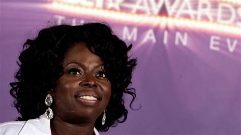 Columbia honors R&B icon Angie Stone at emotional homegoing service | wltx.com