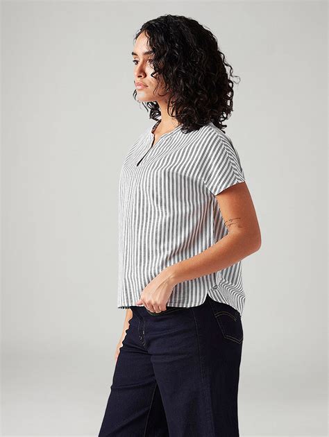 Women's Striped Relaxed Fit Top – Levis India Store