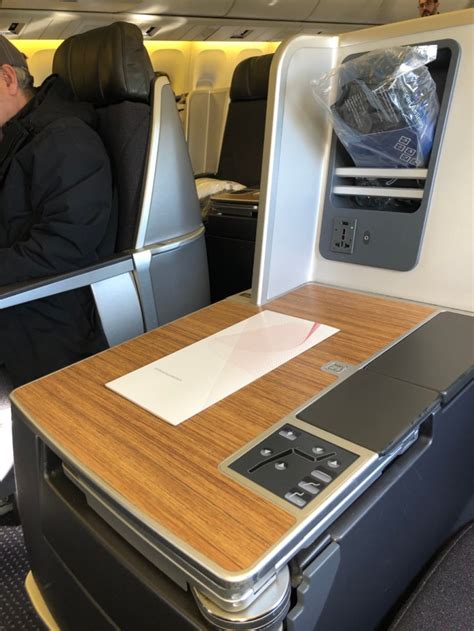 American Airlines 767 Business Class 的图像结果