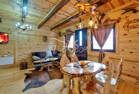 Vila Deniri - brvnare . Zlatibor