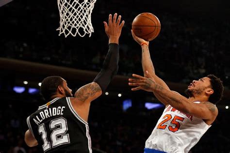 Knicks end Spurs' 11-game winning streak with early surge leading to decisive 114-89 victory