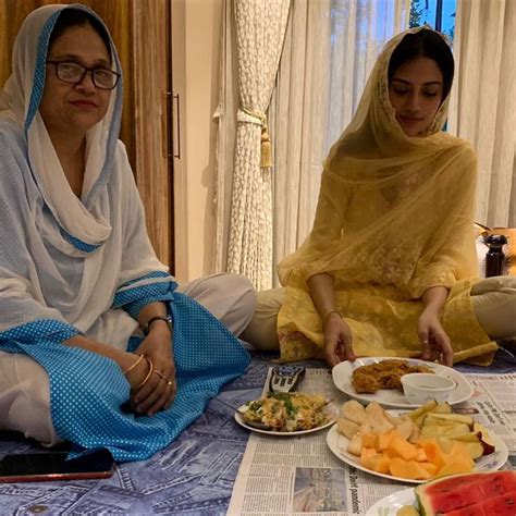 Nusrat Jahan celebrate Iftar with her family | রমজানে পরিবারের সঙ্গে ...