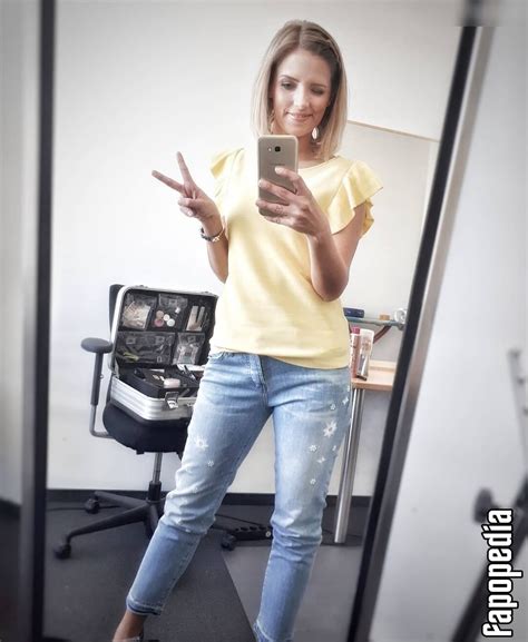 Corinna Borau Nude Leaks - Photo #5785067 - Fapopedia