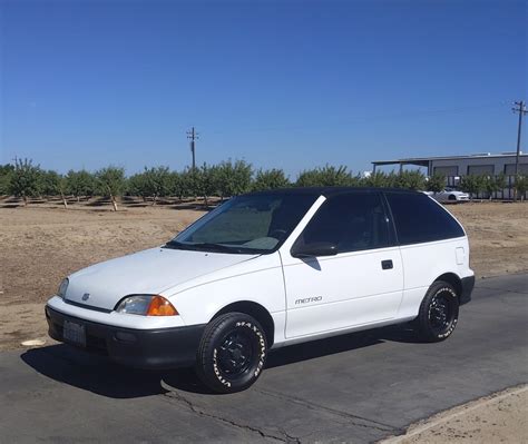1994 Geo Metro 1994 Geo Metro Base 2dr Hatchback 1.0L Manual