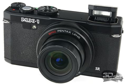 Pentax MX-1: верный друг ломографа / Фото и видео