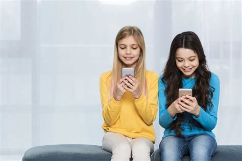 Що означають емодзі, які використовує ваша дитина? Посібник для батьків ...