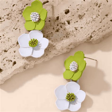 Lilyfield Grace Earrings – Lumeera