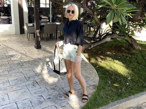 Alyona Yarushina's feet