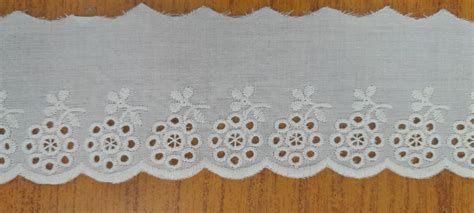 PCJS Soft Cotton Embroidered Schiffli Lace | Single Side Scallop ...