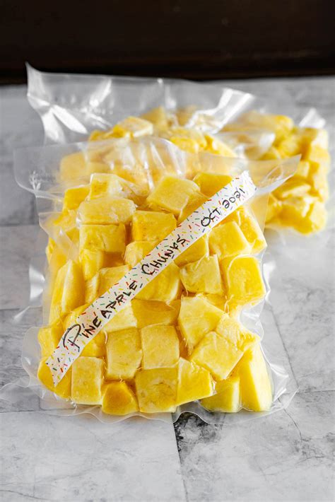 Pineapples Chunks
