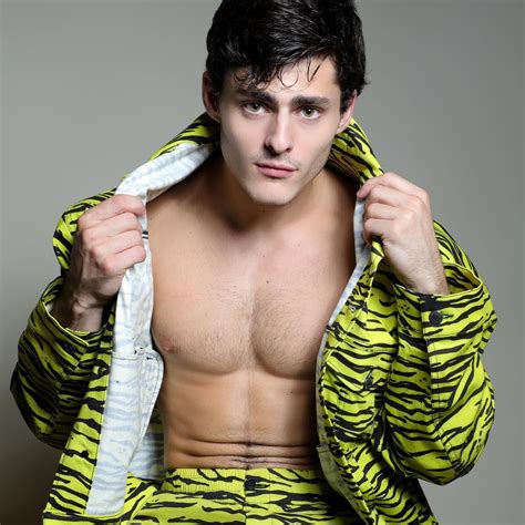 Gianluca Conte - the Italiano hot chef on insta : r/LadyBoners