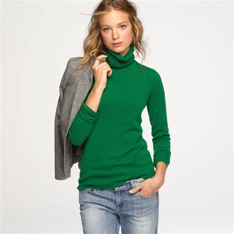 J.Crew Cashmere Turtleneck Sweater in Green | Lyst
