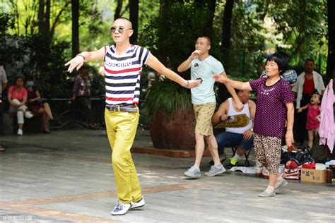 动感时尚广场舞《香吉士》弹跳12步-舞蹈视频-搜狐视频