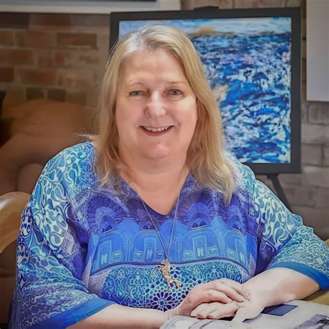 Karen Holt | Featured Artist Summer 2025 - Art Gallery & Studios