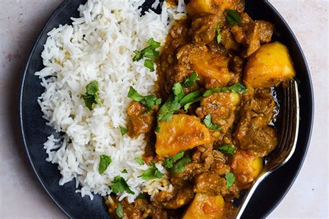 Slow Cooked Lamb Madras with Curry Sauce | Shemins