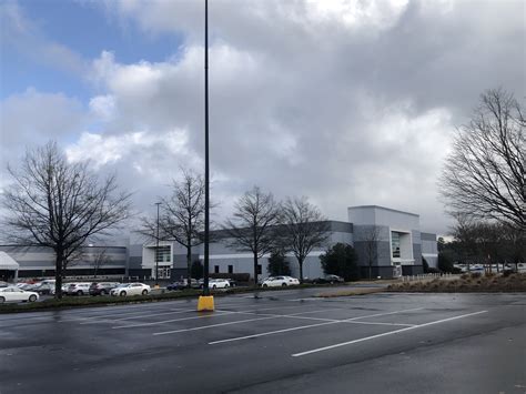 Northlake Mall of 1971 and today — Past Tense GA