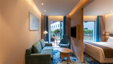 HOLIDAY INN EXPRESS & SUITES BENGALURU OMR BY IHG - Hotel Reviews ...