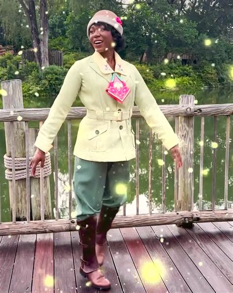 BREAKING: Princess Tiana's NEW Bayou Adventure Outfit Revealed ...