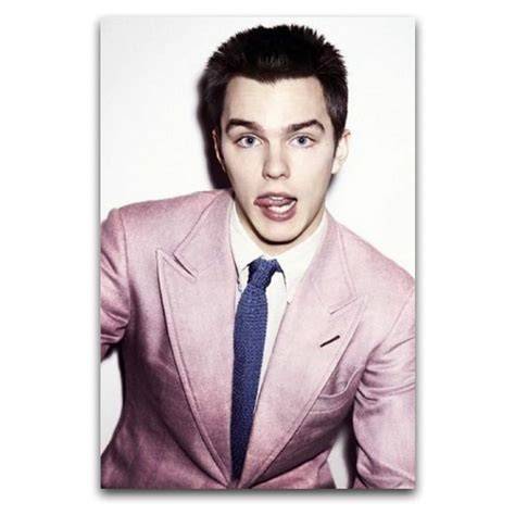 Nicholas Hoult Warm Bodies Shower