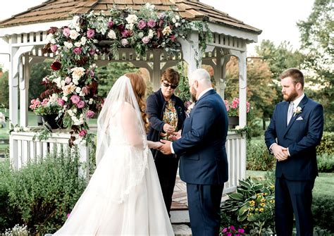 fall wedding arch decor