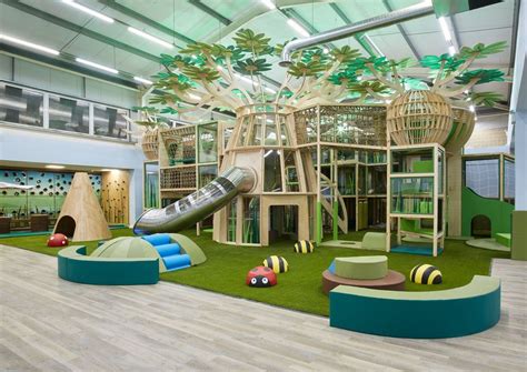 Blue Diamond: The Treehouse, Cadbury Garden Centre - North Somerset, UK ...