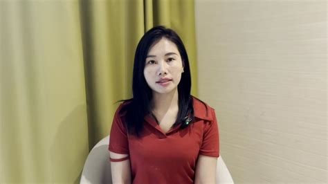 被拐苗族女孩杨妞花起诉人贩子，提出民事赔偿790余万元_七环视频_澎湃新闻-The Paper